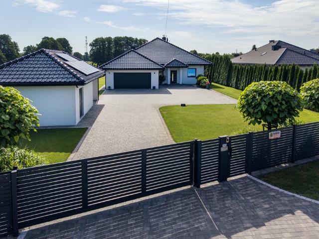 Dom na sprzedaż w Bełchatów, Łódzkie