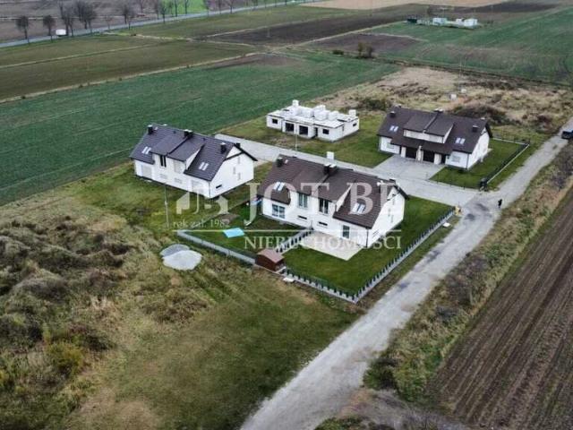 Dom na sprzedaż w Strzegom, Dolnośląskie