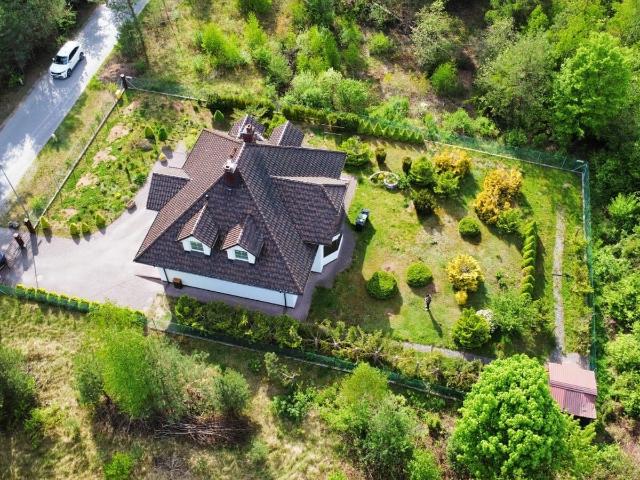 Dom na sprzedaż w Sitkówka-nowiny, Świętokrzyskie