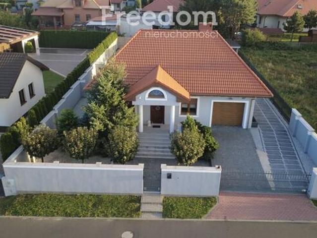 Dom na sprzedaż w Turek, Wielkopolskie