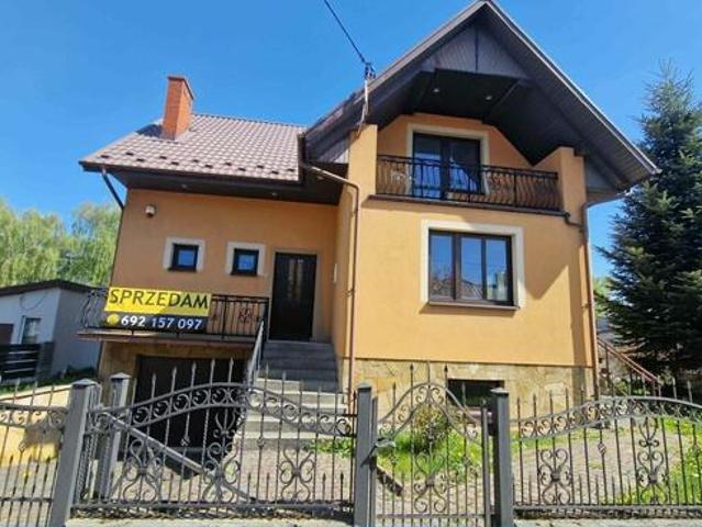 Dom na sprzedaż w Opatów, Świętokrzyskie