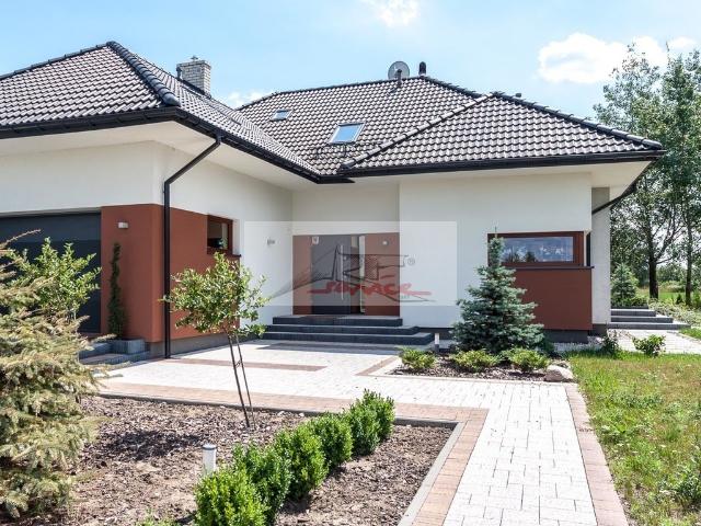 Dom do wynajęcia w Łazy, Śląskie