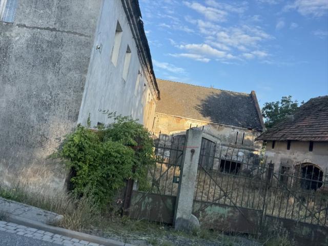 Dom na sprzedaż w Strzelin, Dolnośląskie