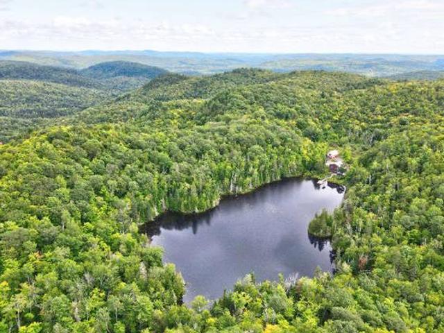 House for sale in Mauricie, Quebec