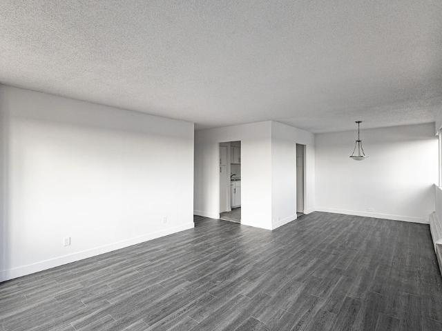 Apartment for rent in Chomedey, Quebec