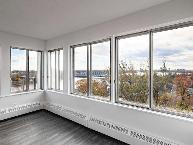 Apartment for rent in Chomedey, Laval (région administrative)