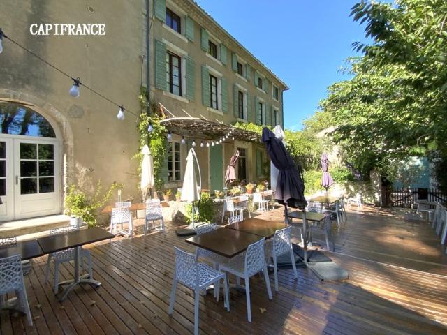 Local Commercial vente à Forcalquier