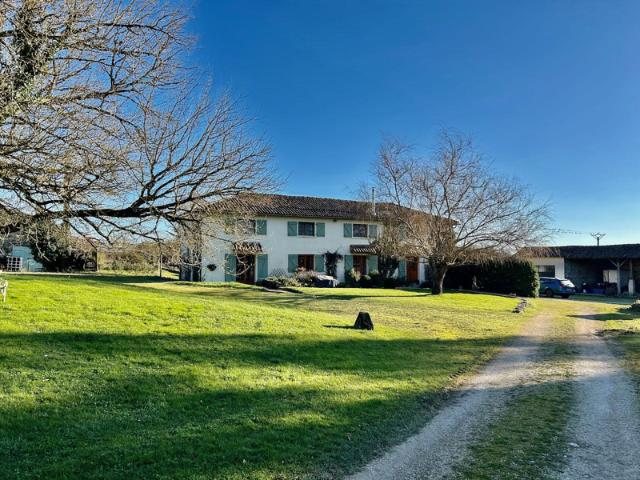 Maison vente à Montmorillon, Genouillé