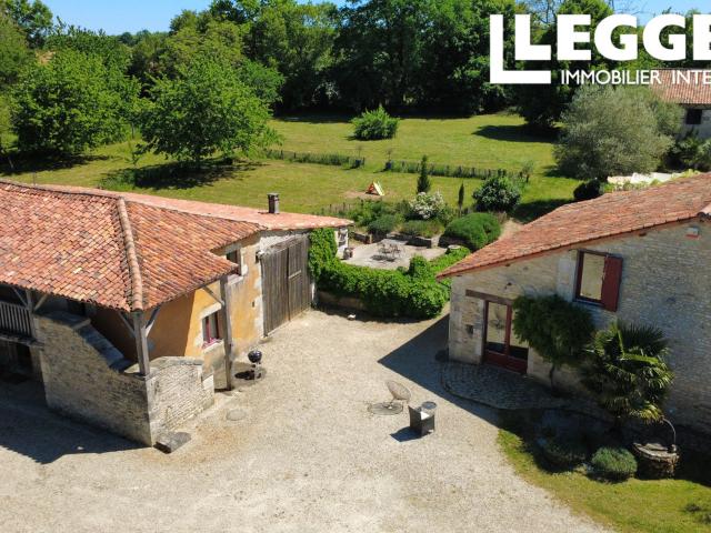 Maison vente à Montmorillon, Lizant