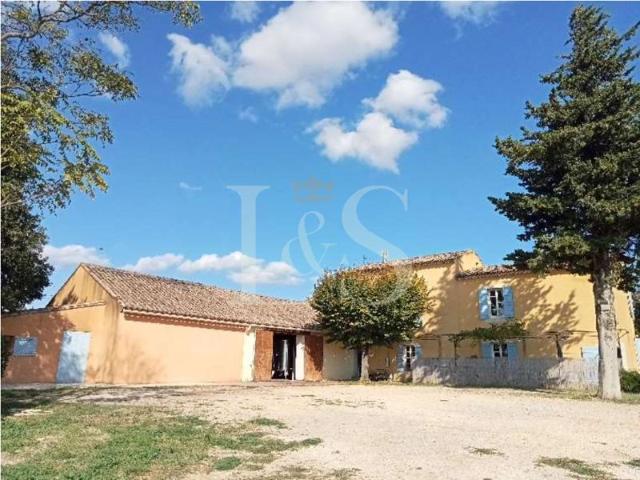 Maison vente à Carpentras, Sainte-cécile-les-vignes