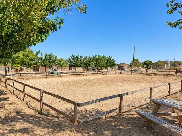 Ferme vente à Béziers, Hérault