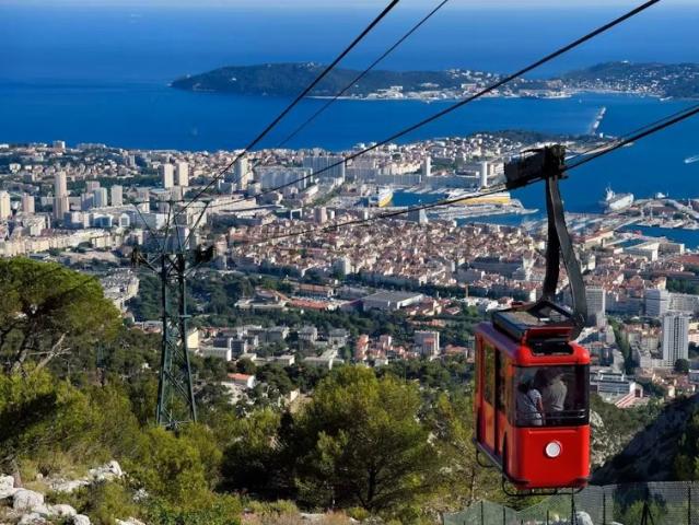 Maison vente à Arrondissement de Toulon, Toulon