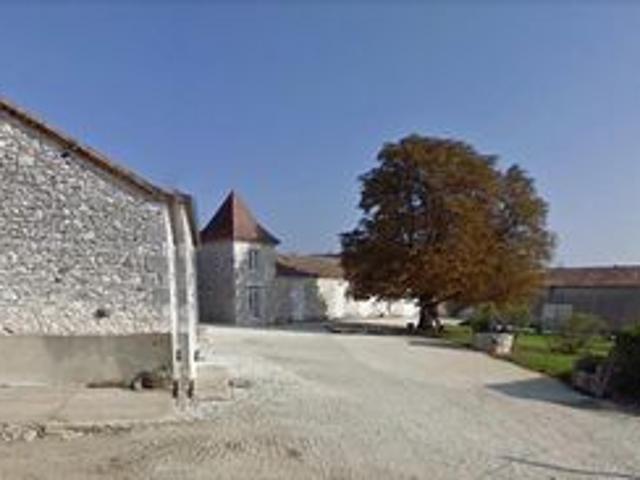 Local Commercial vente à Bergerac, Saint-perdoux