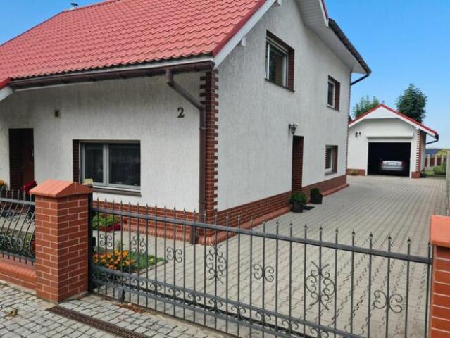 Dom na sprzedaż w Strzelin, Dolnośląskie