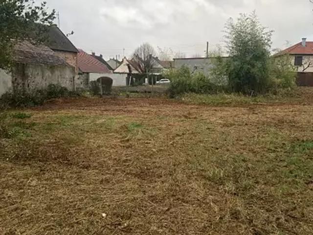 Terrain vente à Montluçon, Domérat