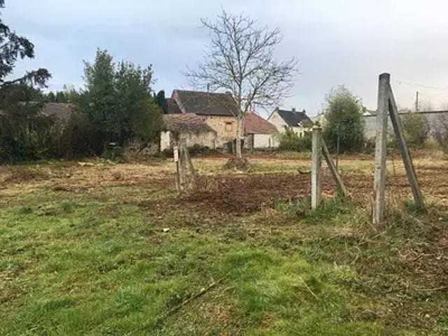 Terrain vente à Montluçon, Domérat