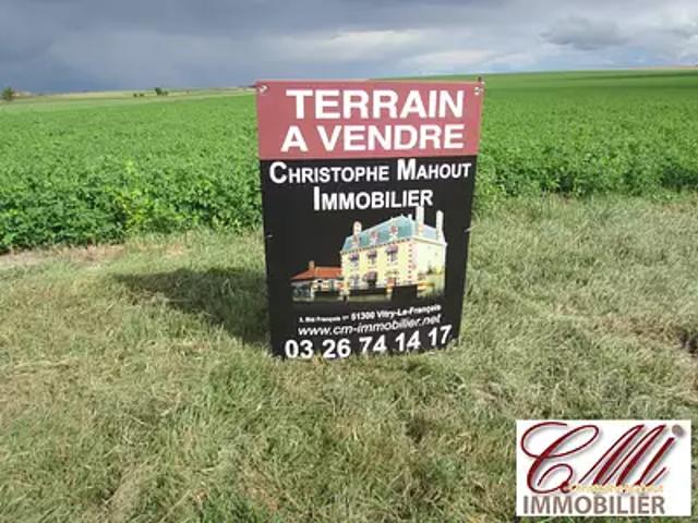 Terrain vente à Châlons-en-Champagne, Dommartin-lettrée