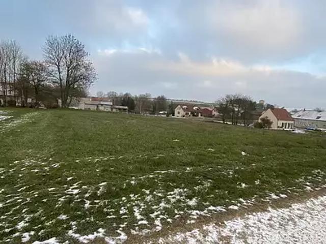 Terrain vente à Châlons-en-Champagne, Dommartin-lettrée