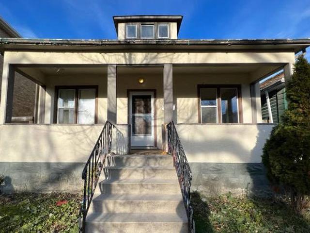 House for sale in East St. Paul, Manitoba