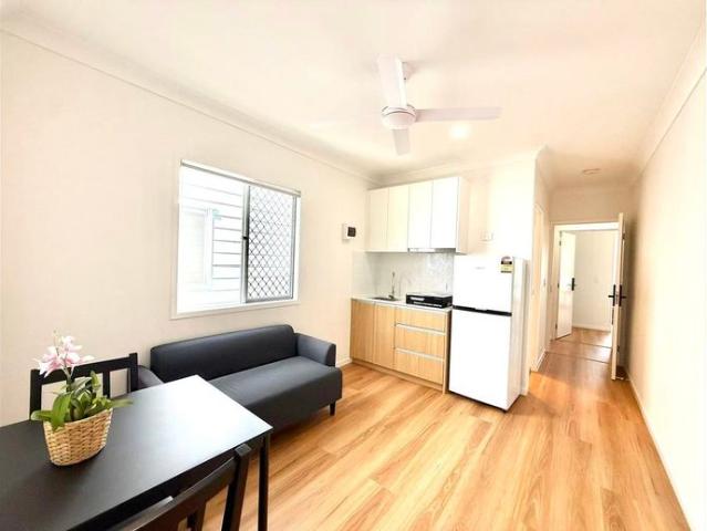 Apartment for rent in Toombul, Queensland