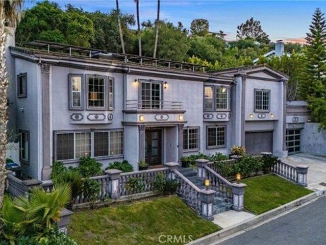 House for sale in Studio City Neighborhood Council District, Canoga Park