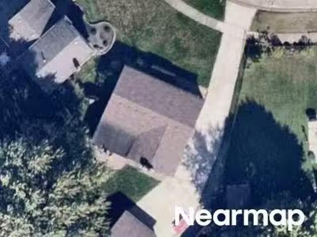 House for sale in Macomb