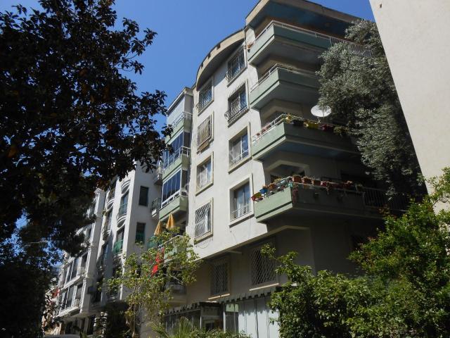 Karşiyaka, İzmir içerisinde kiralık mülk