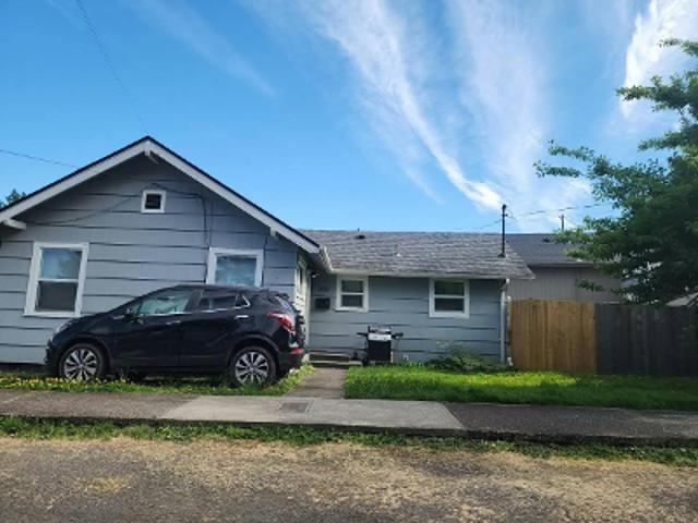 House for sale in Kelso, Washington