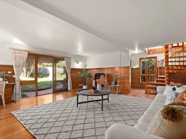 Room for rent in Camerons Creek, Victoria