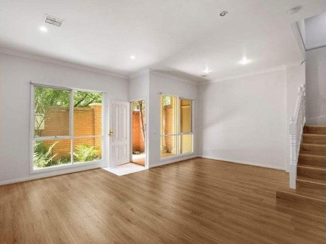Room for rent in Camerons Creek, Victoria