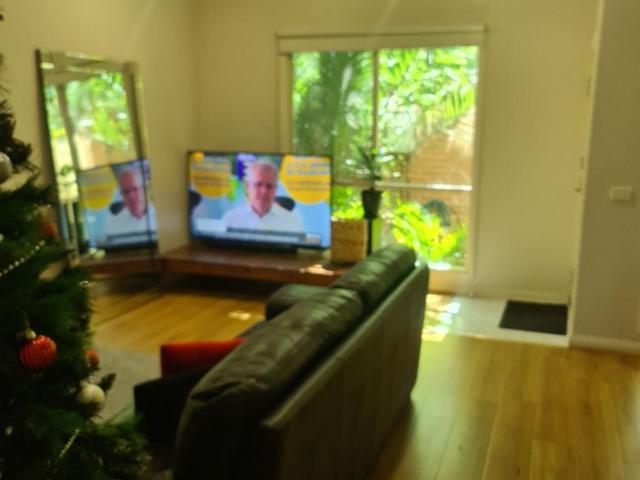 Room for rent in Camerons Creek, Victoria