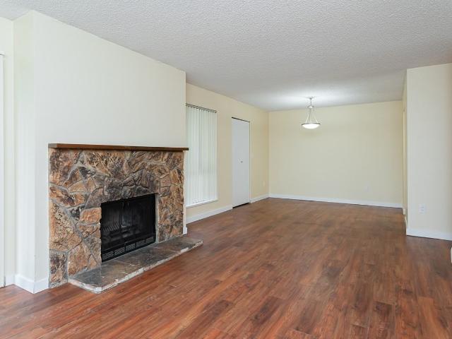 Apartment for rent in Surrey, British Columbia