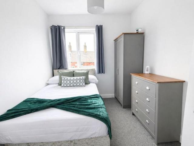 House for rent in Oakwell, South Yorkshire