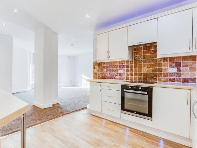 Apartment for rent in Heath, Wakefield
