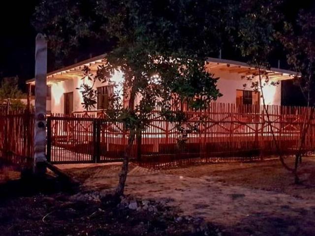 Donde el Azul del Mar es Parte de Tu Hogar. Amplia Casa 2 Recs a dos cuadras de la playa