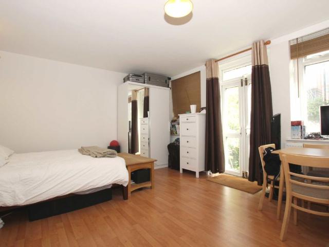 Studio for rent in Barnsbury, Greater London