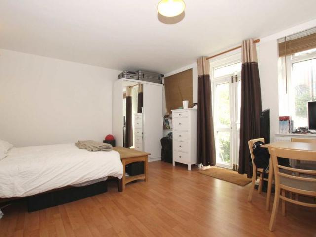 Apartment for rent in Barnsbury, Greater London