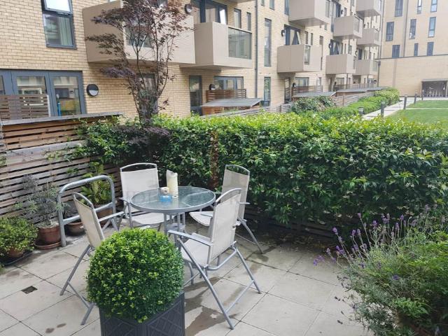 Apartment for rent in Ocean Estate, Stepney