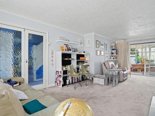 House for rent in London Borough of Redbridge, Greater London