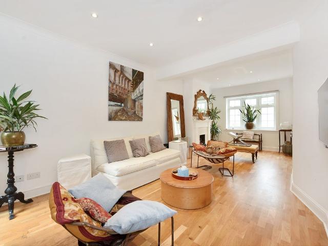 House for rent in Chelsea, Greater London
