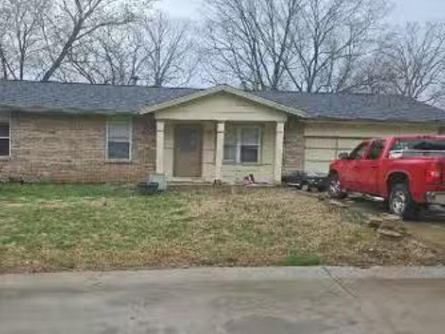 House for sale in Arnold