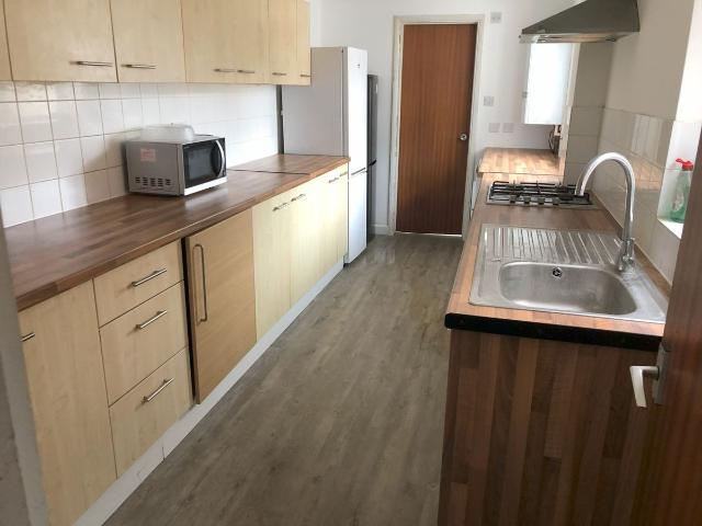 House for rent in Newtown, Reading