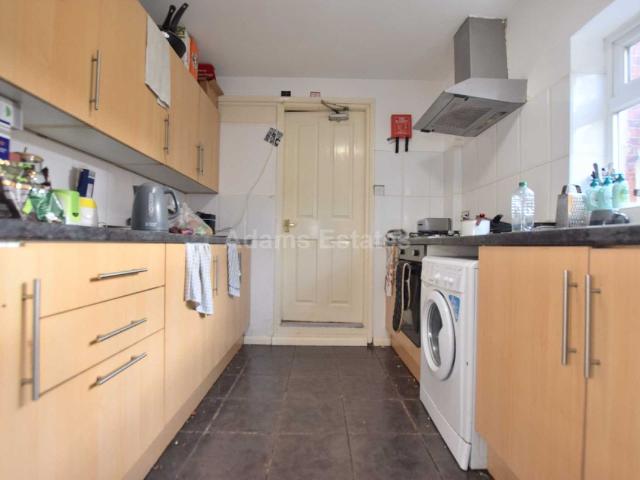 House for rent in Newtown, Reading