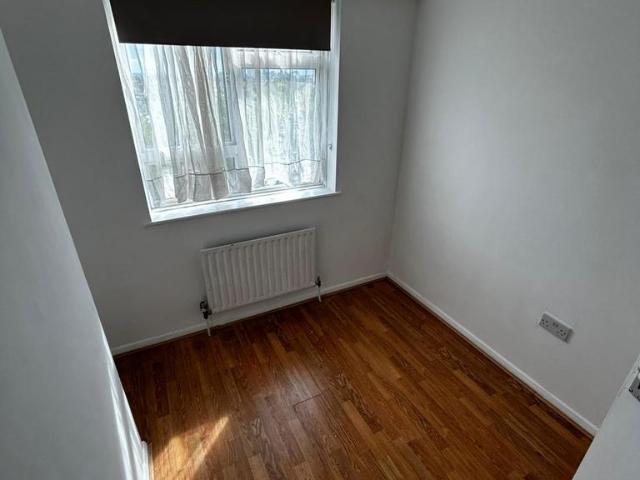 House for rent in Harlesden, Greater London