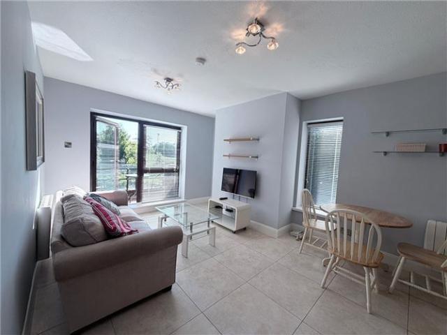 Apartment to rent in Bluebell, North Tipperary