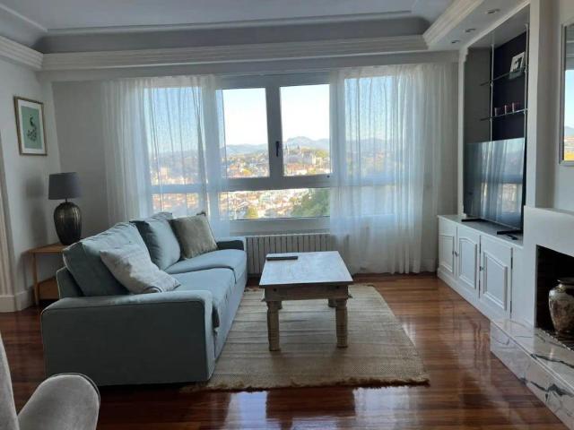 Apartamento en alquiler en Mendebaldea, Donostia-san Sebastián