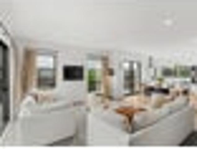 House for sale in Chaslands, Canterbury