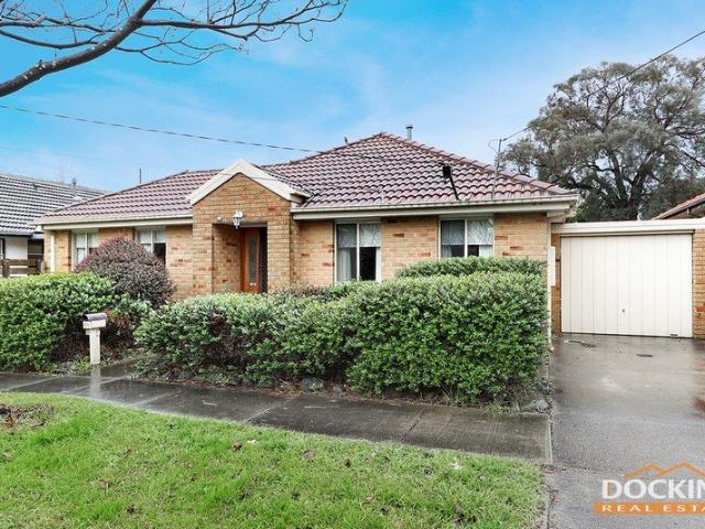 Townhouse for sale in Camerons Creek, Victoria