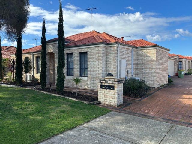 Apartment for sale in Parklands, Western Australia