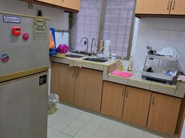 Apartment for sale in Country Heights Damansara, Kuala Lumpur